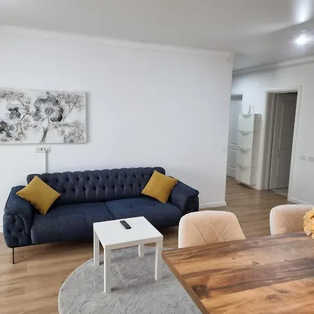 New Metropolitan Bükreş