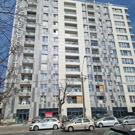 Апартаменты New Metropolitan *